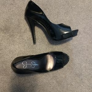 Jessica Simpson black patent heels